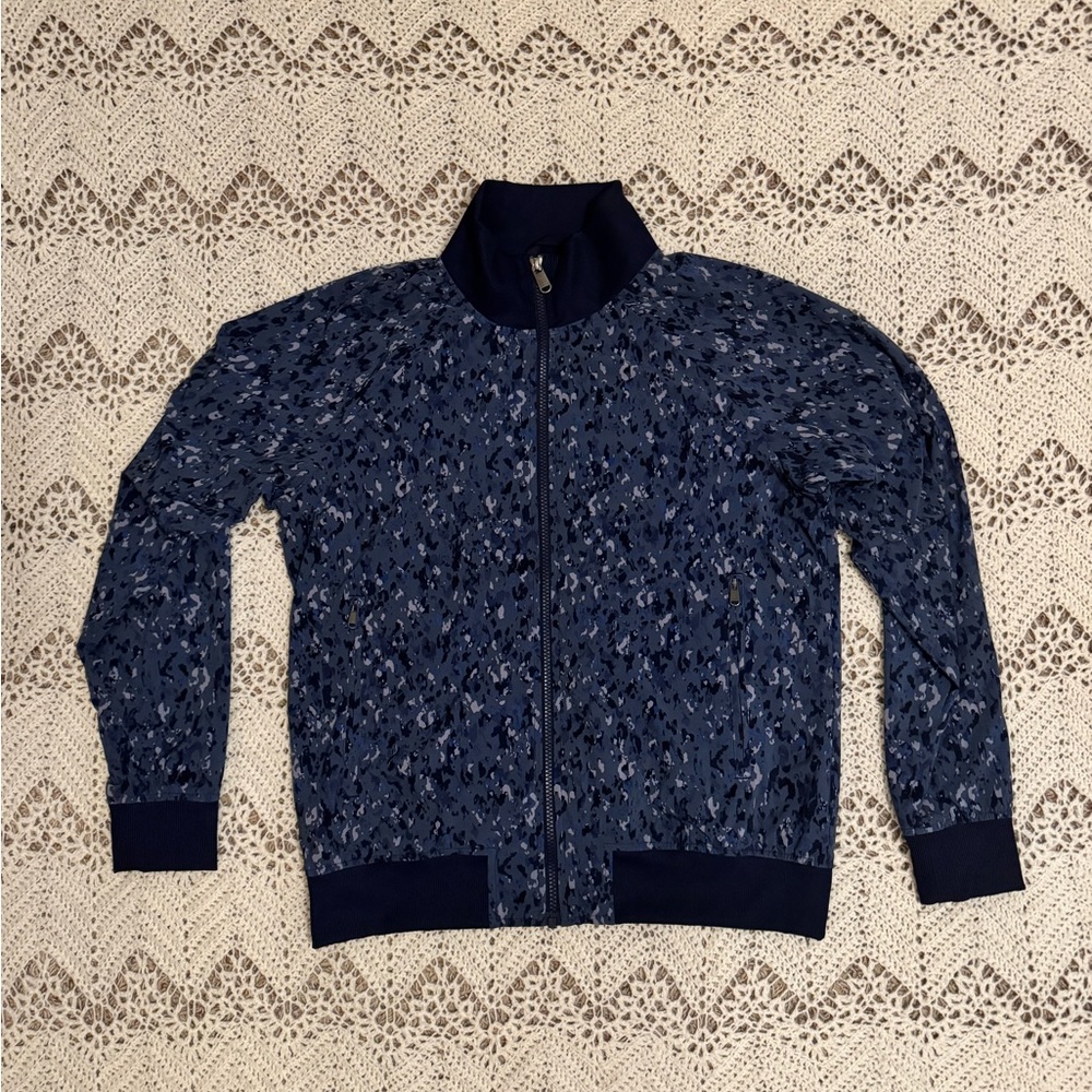 Athleta Brooklyn Bomber Jacket Blue Camouflage Women’s Size Medium Pocket Zip-Up